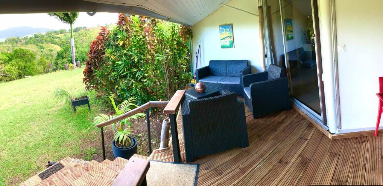 Lodge Colibris Piscine Privee Vue Panoramique Mer Et Montagne Pelee , 500 M Plage Dans Un Parc , Calme Assure Ideal Pour Decouvrir Le Nord Caraibes لو كاربيت المظهر الخارجي الصورة