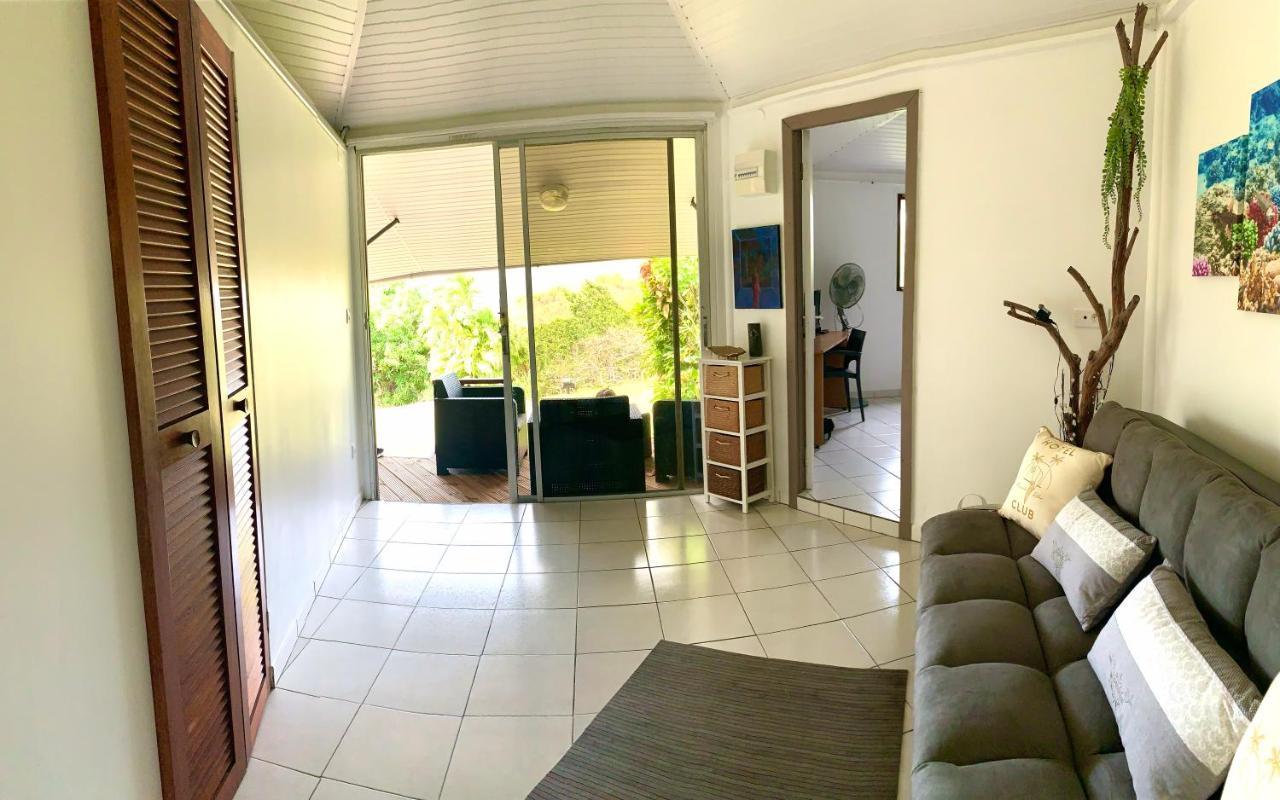Lodge Colibris Piscine Privee Vue Panoramique Mer Et Montagne Pelee , 500 M Plage Dans Un Parc , Calme Assure Ideal Pour Decouvrir Le Nord Caraibes لو كاربيت المظهر الخارجي الصورة